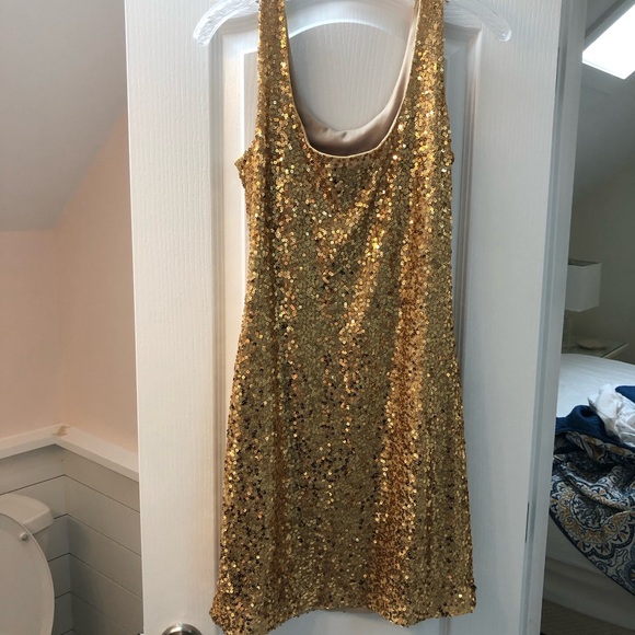 Size 8 Sara Jane gold sequin sparkle dress - Picture 3 of 6